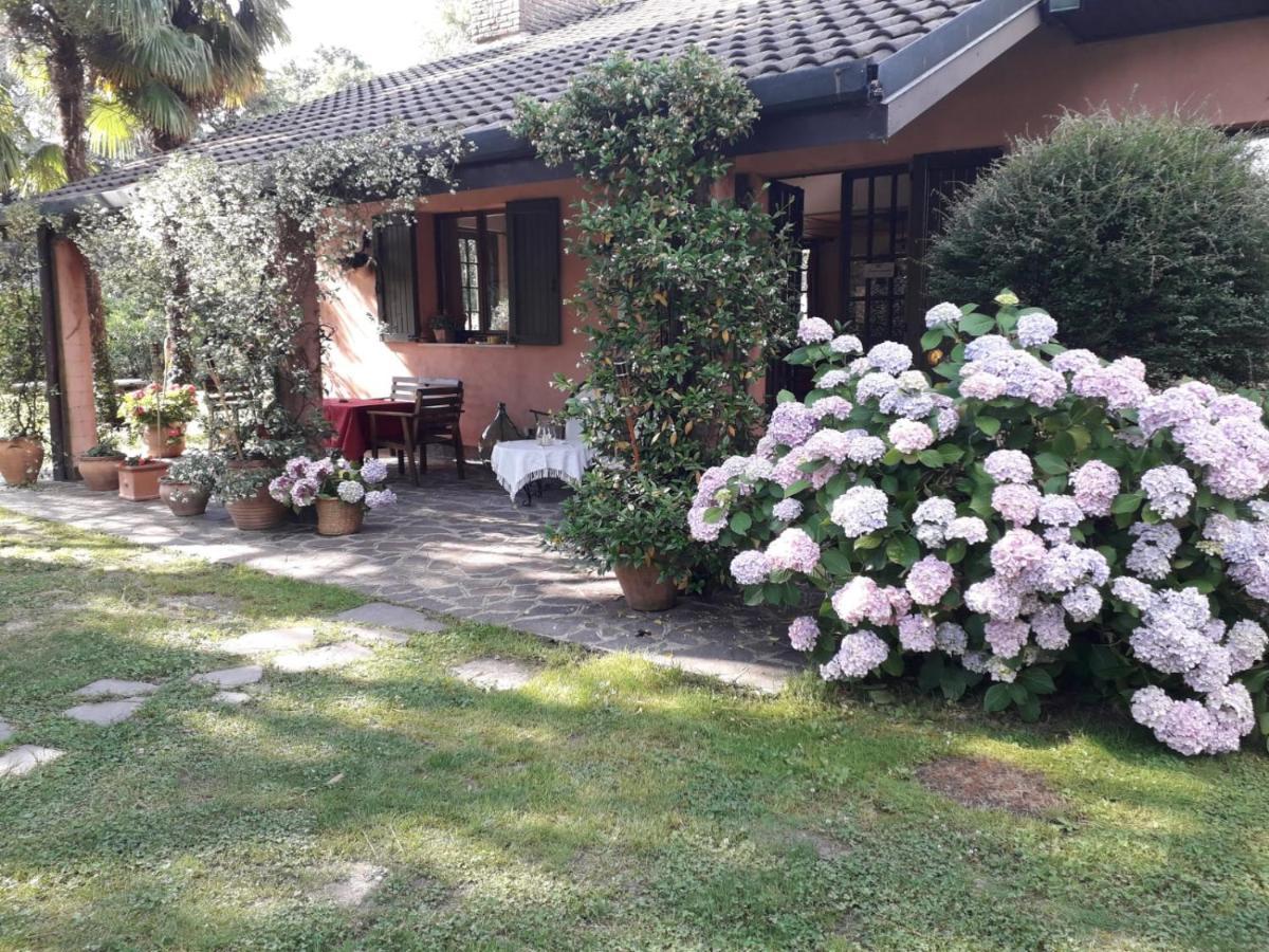 B&B Al Roncaccio Calco  Екстер'єр фото